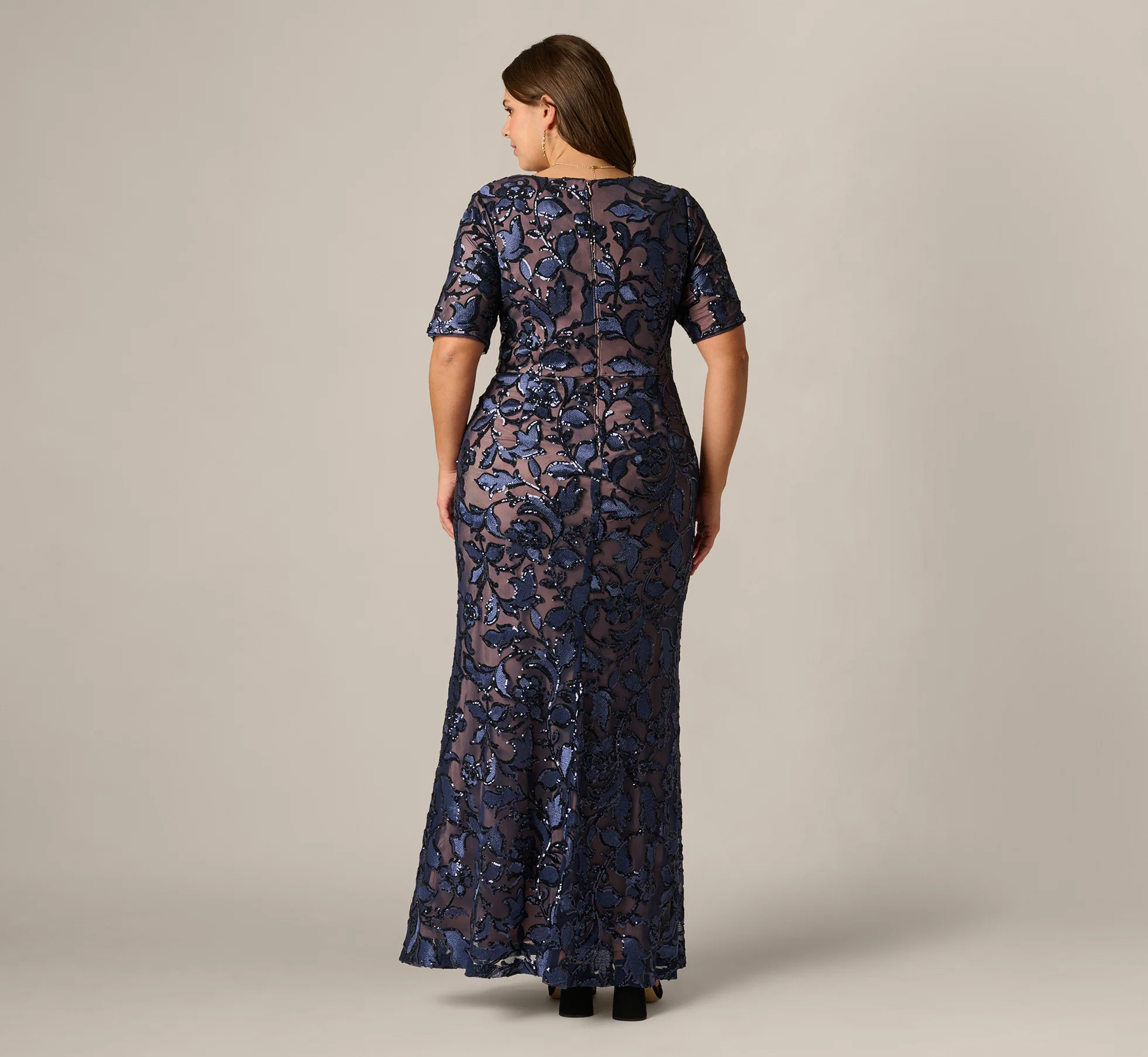 Plus Size Short Sleeve Floral Sequin Stretch Mesh Gown In Navy Rosegold - Image 5